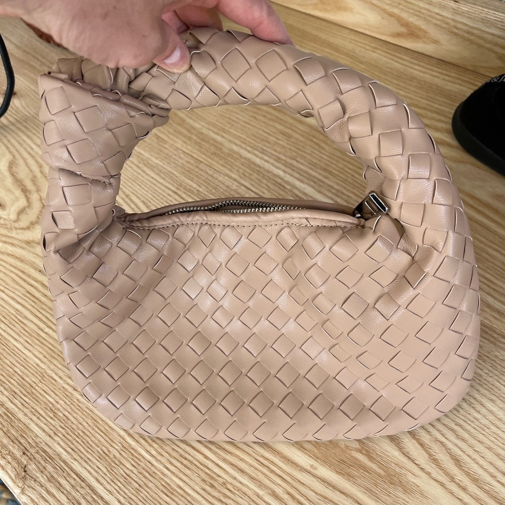 Woven knotShoulder Bag